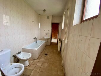 Rodinný dom s veľkým pozemkom – Drienovská Nová Ves - 6