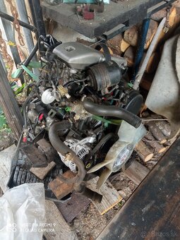 Motor 1, 6i, 8V, benzín - 6