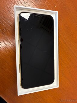 Iphone XR 64Gb - Yellow - 6