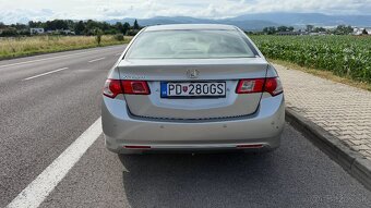 Honda Accord 2.2 i-DTEC - 6