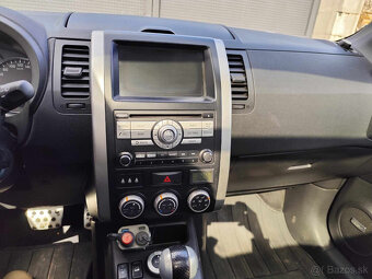 NISSAN X-Trail T31 2.0 dCi LE Platinum Automat , 4x4,110 kw - 6