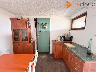 Chatka so záhradou s úžasným výhľadom v Návojovciach - 6