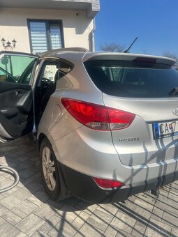 Hyundaiyx35 - 6