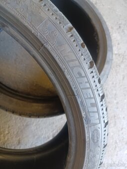 235/35R19 MICHELIN zimné - 6