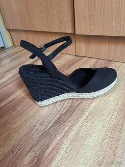 Sandále Tommy Hilfiger čierne - 6