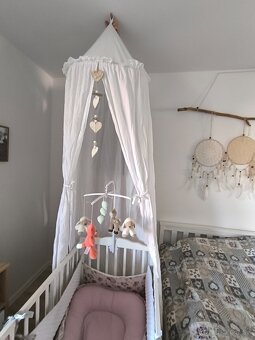 Detská postieľka s príslušenstvom, baldachýnom, hniezdom at. - 6