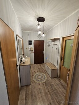 Prenájom 3 izbového bytu - 6