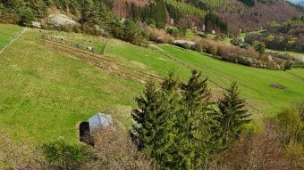 Rekreačný pozemok s dreveným altánkom - Horná Breznica - 6
