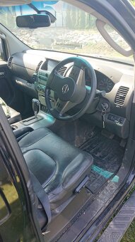 Nissan navara D40 2.5 DCI - 6