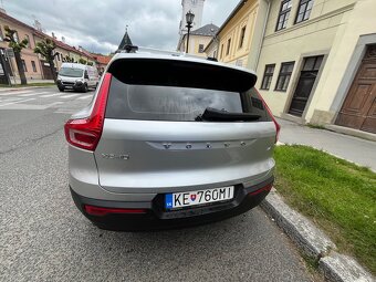 Volvo XC40 T4 190k Momentum AWD A/T - 6