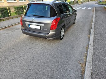 Peugeot 308 1.6Hdi - 6