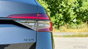 Škoda Superb Combi 2.0 TDI SCR EVO 200K SPORTLINE 4x4 DSG - 6