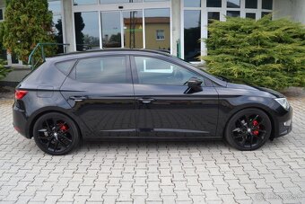 SEAT LEON III 2.0 TDI FR, KOŽA, R18, XENÓNY, NAVI, TEMPOMAT - 6