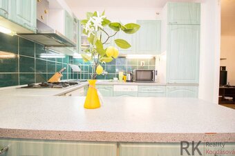 Top lokalita- 3-izb.byt s loggiou, Jakobyho - 6