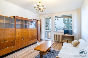 PREDAJ, 3. izbový byt so zasklenou loggiou a pivnicou - 6