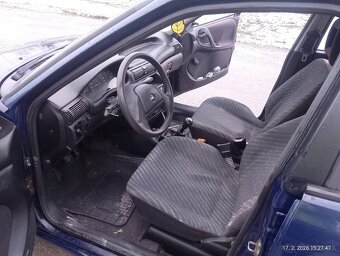 Opel Astra 1.4 - 6