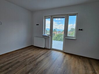 6i rodinný dom - Lehota pod Vtáčnikom - 6