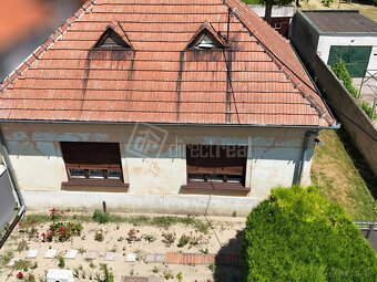 Veľký pozemok so starším domom, vhodný na výstavbu,… - 6