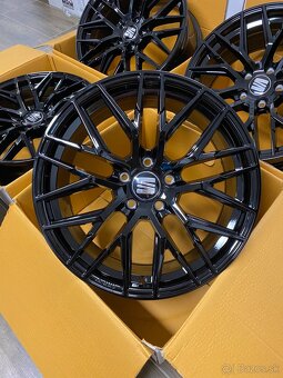 5x112 R18 MAM RS4 Black - 6