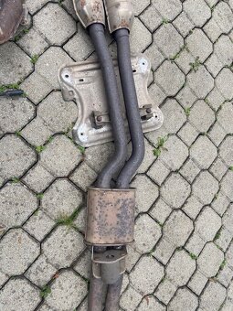 Výfuk BMW E46 330Ci Cabrio - 6