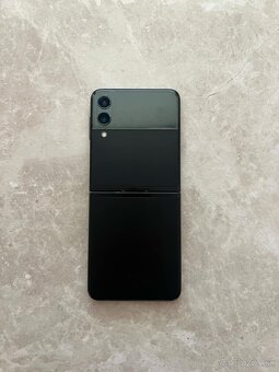 Samsung Galaxy Z Flip 3 - 6