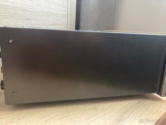 Accuphase C-240 - 6