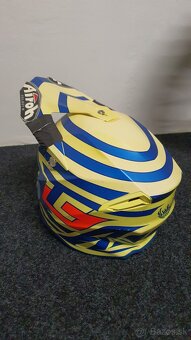 Prilba Airoh M motocross - 6