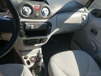 Citroen c3 1.1 - 6
