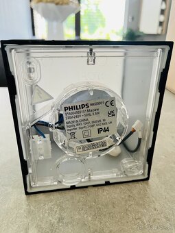 Nástenné svietidlo Philips - 6