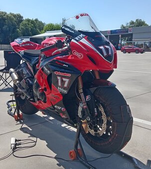 Suzuki gsxr 1000 L1/2011 - 6