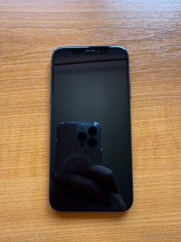 iPhone XS, 64GB, Space Gray - 6