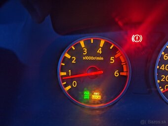 NISSAN X TRAIL DIESEL 4X4 - 6