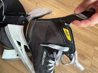 Korčule Bauer Supreme 140,v.37,5 - 6