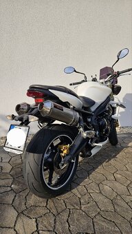 Triumph Street Triple 675 - 6