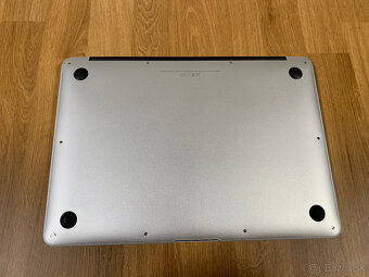 Predám Macbook Air 13 2015 128gb ssd - 6