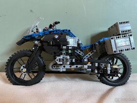 LEGO TECHNIC BMW motorka - 6