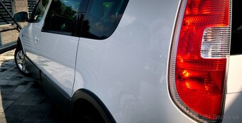 Škoda Roomster Scout 1.6tdi - 6