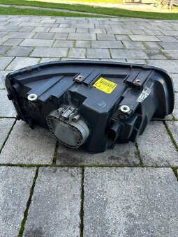 Predne svetlomety vw T5 - 6