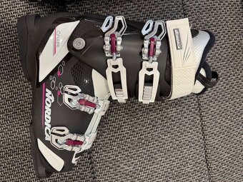 Predam 2x pouzite damske lyziarky Nordica Cruise velkost 25 - 6