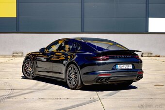 Porsche Panamera Turbo 4x4 A/T - 6