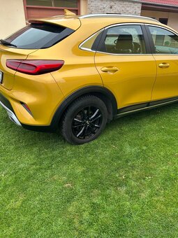 KIA XCeed - 6