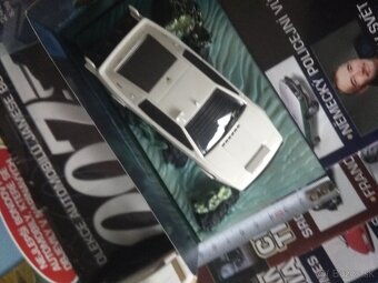 Predám autá James Bond mierka 1:43. - 6