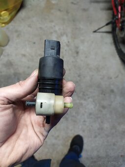 Rozpredám interiér Audi A3 8L , 3.dverove - 6