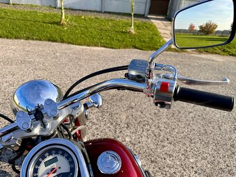 Kawasaki VN 900 - 6