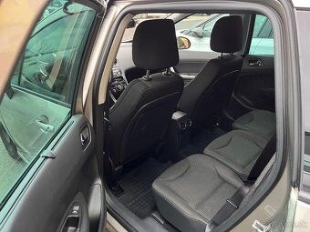 Predám Peugeot 308sw 1.6 eHDi - 6