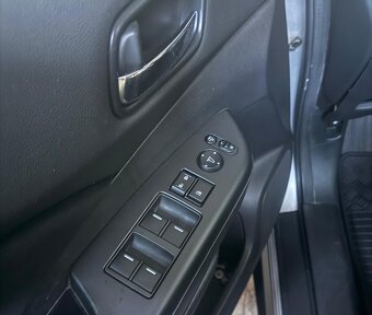 Honda CR-V 2.0i-VTEC - 6