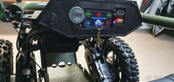 Terénny vozik 4x4 rýchlosť 12Km/h dojazd 70Km - 6