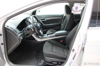 HYUNDAI i40 Business 1,7 CRDi 100 kW A/T - 6