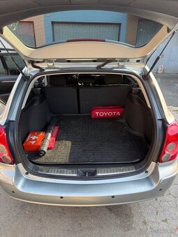 Toyota Avensis T25 2.0 d4d 93kw - 6
