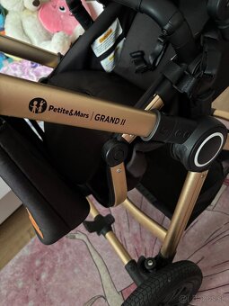 Predám kočík Petite & Mars Grand II čierno-zlatý - 6